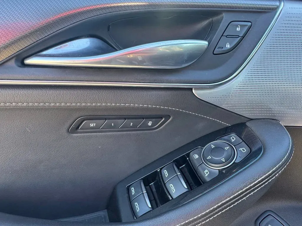 Cadillac CT5 photo 11