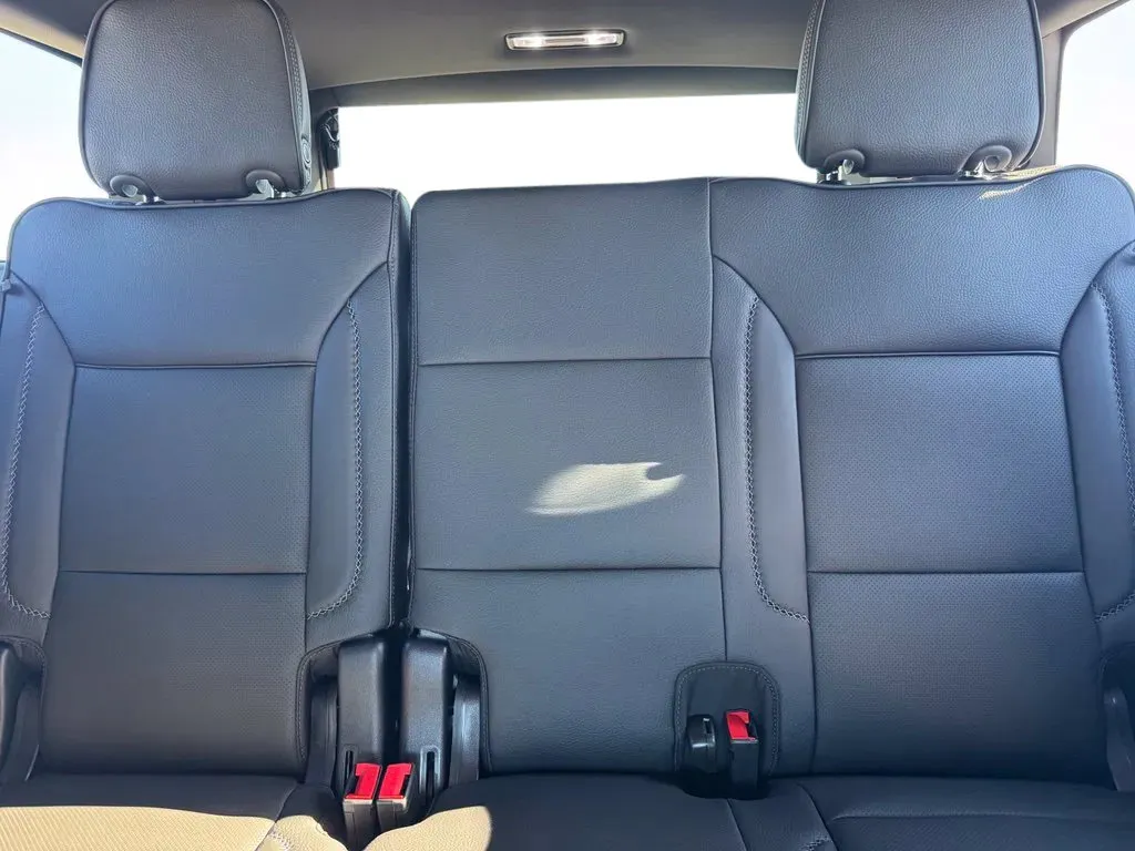 GMC Yukon XL photo 20