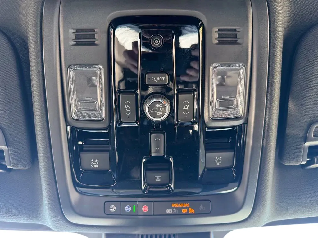 GMC Yukon XL photo 34