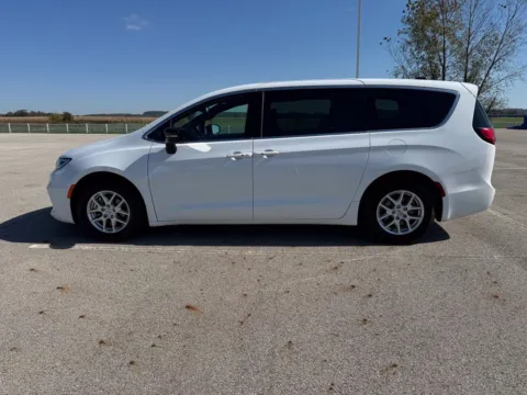 More photos of 2024 Chrysler Pacifica Touring at Braden Cadillac GMC, OH