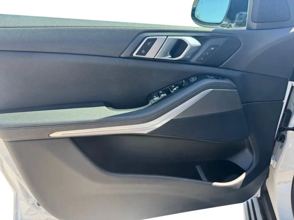 BMW X5 photo 12
