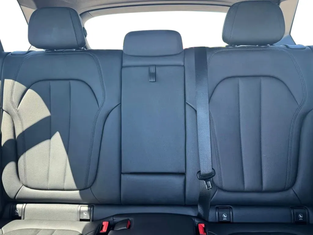 BMW X5 photo 19