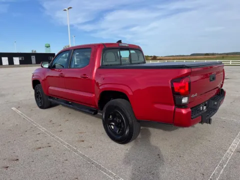 More photos of 2018 Toyota Tacoma SR at Braden Cadillac GMC, OH