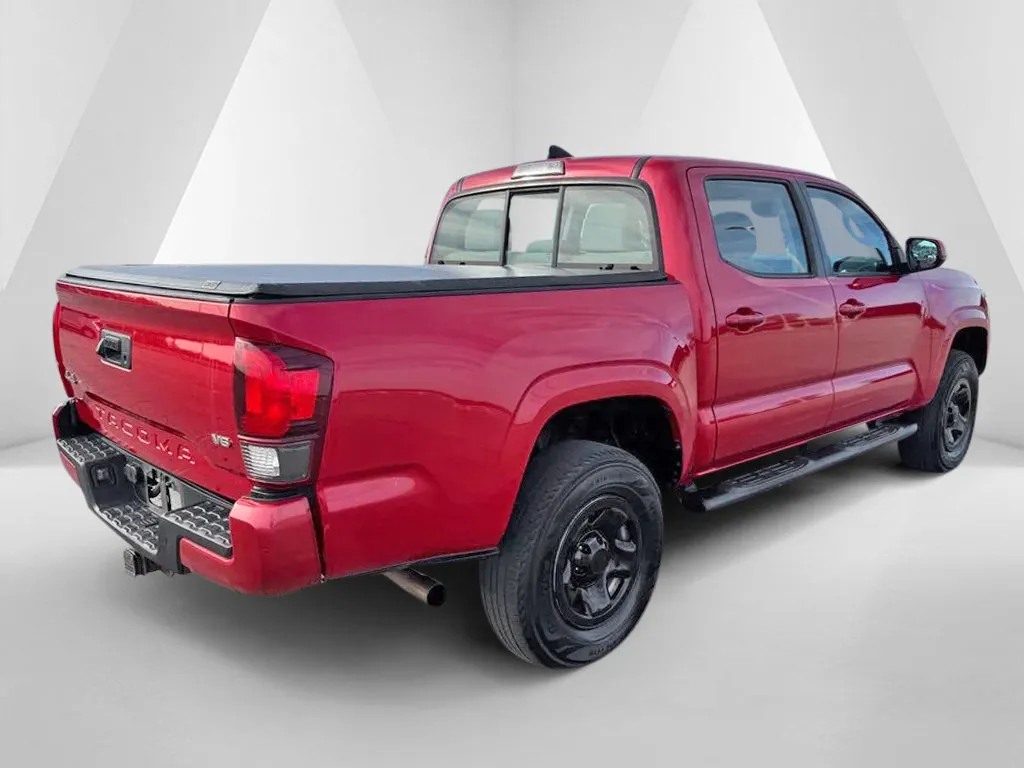 Toyota Tacoma photo 7