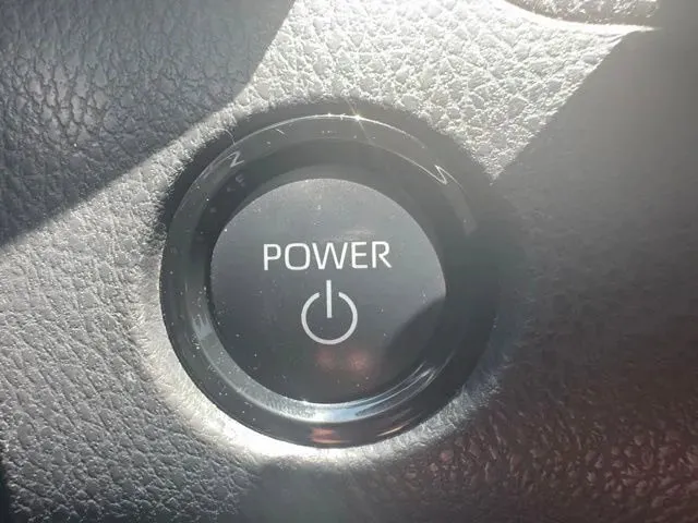 Toyota Camry photo 26