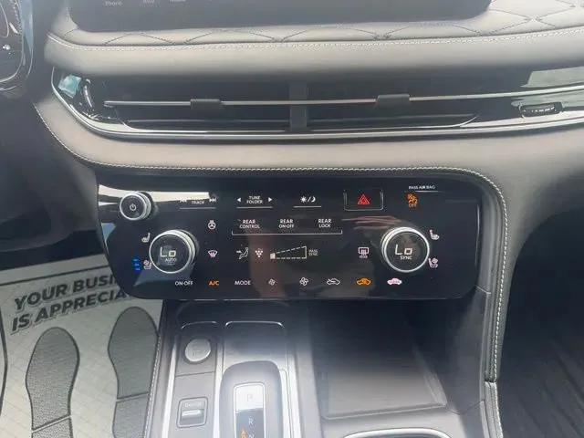Infiniti QX60 photo 29