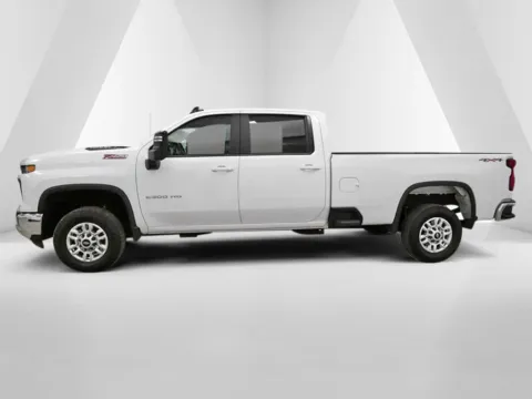 More photos of 2024 Chevrolet Silverado 2500 HD LT at Braden Cadillac GMC, OH