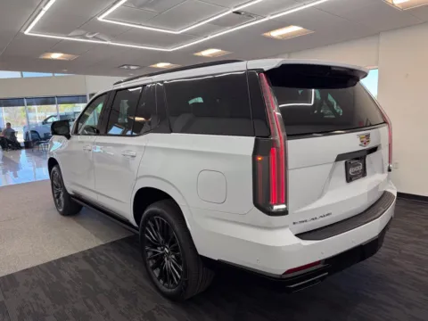 More photos of 2027 Cadillac Escalade Platinum Sport at Braden Cadillac GMC, OH