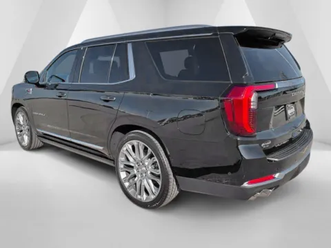 More photos of 2027 GMC Yukon Denali at Braden Cadillac GMC, OH