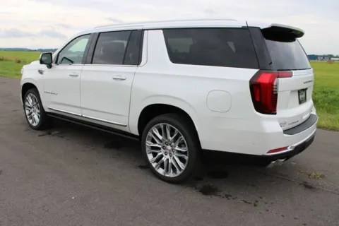 More photos of 2025 GMC Yukon XL Denali at Braden Cadillac GMC, OH