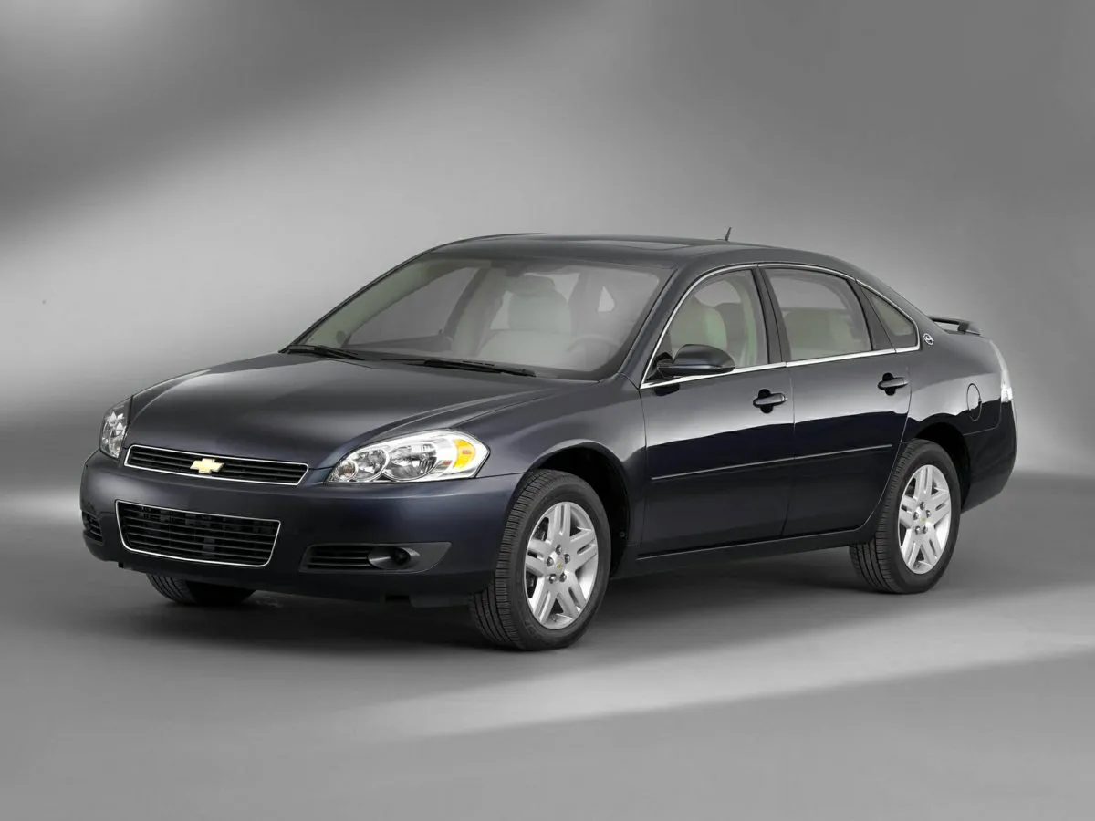 2010 Chevrolet Impala LT for sale in Carroll, OH