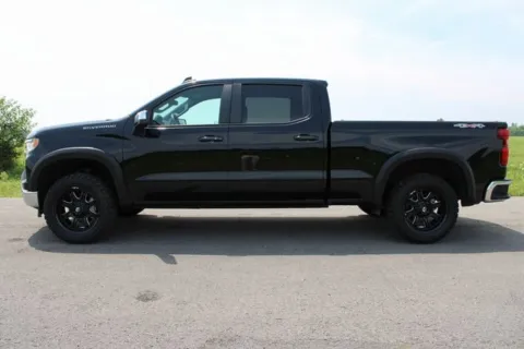 More photos of 2023 Chevrolet Silverado 1500 LT at Braden Cadillac GMC, OH