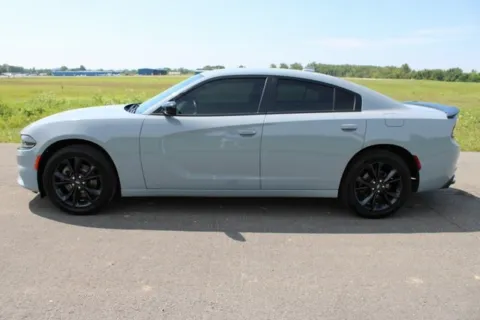 More photos of 2021 Dodge Charger SXT at Braden Cadillac GMC, OH