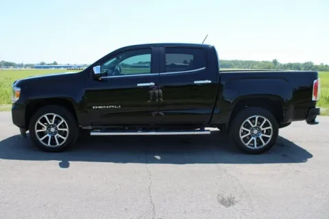 More photos of 2022 GMC Canyon Denali at Braden Cadillac GMC, OH