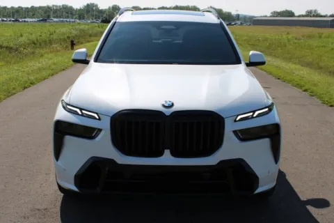 Photos of 2024 BMW X7 xDrive40i for sale in Carroll, OH at Braden Cadillac GMC