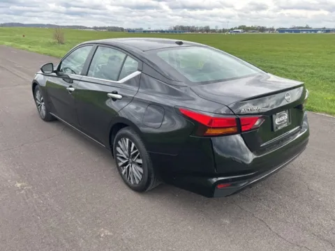 More photos of 2023 Nissan Altima 2.5 SV at Braden Cadillac GMC, OH