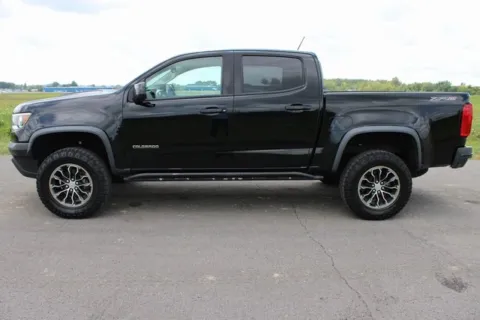 More photos of 2017 Chevrolet Colorado ZR2 at Braden Cadillac GMC, OH