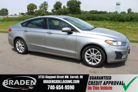 Silver 2020 Ford Fusion SE for sale in Carroll, OH