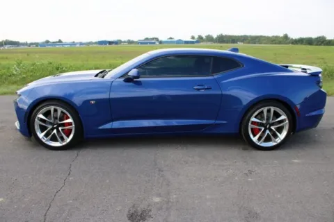 More photos of 2021 Chevrolet Camaro SS at Braden Cadillac GMC, OH