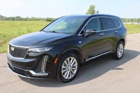Another view of 2022 Cadillac XT6 Premium Luxury for sale in Carroll, OH at Braden Cadillac GMC