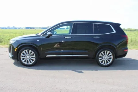 More photos of 2022 Cadillac XT6 Premium Luxury at Braden Cadillac GMC, OH