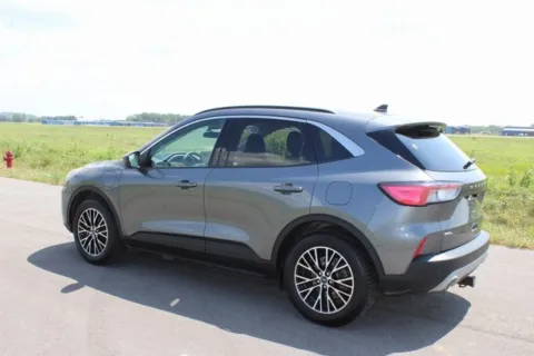 More photos of 2022 Ford Escape Plug-In Hybrid SEL at Braden Cadillac GMC, OH