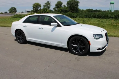 White 2021 Chrysler 300 S for sale in Carroll, OH