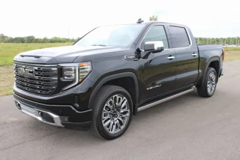 Another view of 2025 GMC Sierra 1500 Denali Ultimate for sale in Carroll, OH at Braden Cadillac GMC