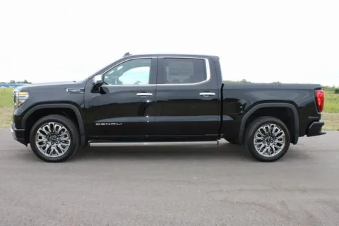 More photos of 2025 GMC Sierra 1500 Denali Ultimate at Braden Cadillac GMC, OH