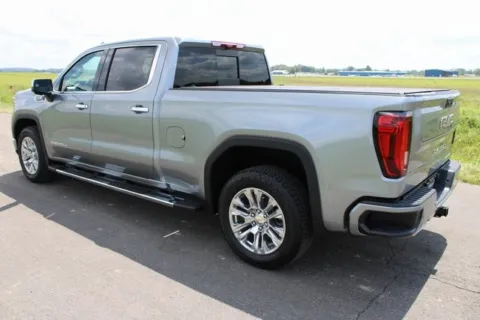 More photos of 2025 GMC Sierra 1500 Denali at Braden Cadillac GMC, OH