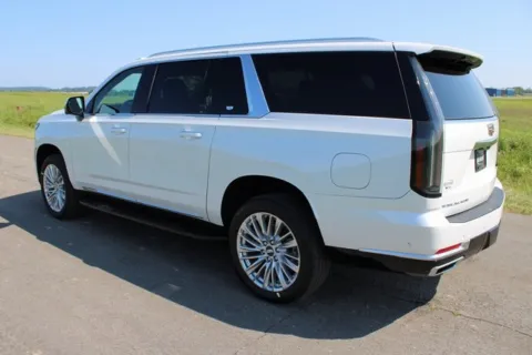 More photos of 2025 Cadillac Escalade ESV Premium at Braden Cadillac GMC, OH