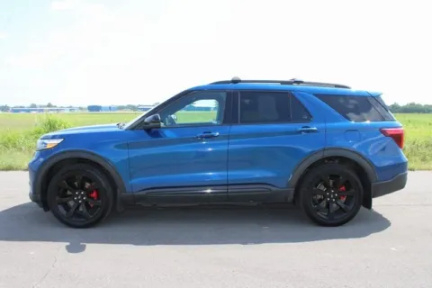 More photos of 2021 Ford Explorer ST at Braden Cadillac GMC, OH