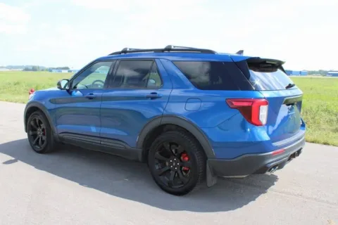 More photos of 2021 Ford Explorer ST at Braden Cadillac GMC, OH