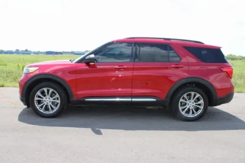 More photos of 2020 Ford Explorer XLT at Braden Cadillac GMC, OH