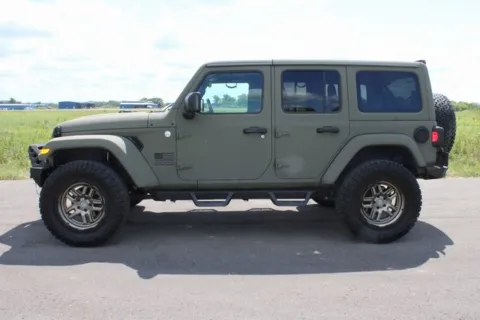 More photos of 2018 Jeep Wrangler Unlimited Sport S at Braden Cadillac GMC, OH