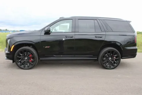 More photos of 2025 Cadillac Escalade V-Series at Braden Cadillac GMC, OH