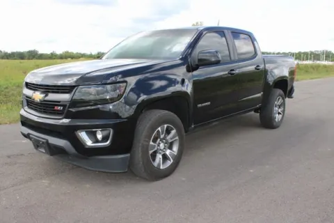 Another view of 2017 Chevrolet Colorado Z71 for sale in Carroll, OH at Braden Cadillac GMC