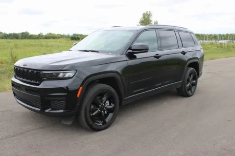 Another view of 2024 Jeep Grand Cherokee L Altitude X for sale in Carroll, OH at Braden Cadillac GMC