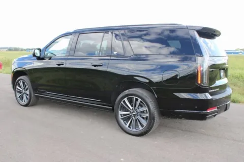 More photos of 2025 Cadillac Escalade ESV Sport at Braden Cadillac GMC, OH