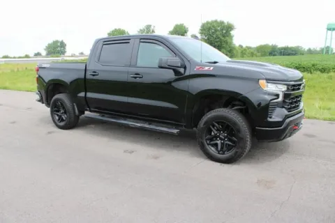Black 2023 Chevrolet Silverado 1500 LT Trail Boss for sale in Carroll, OH