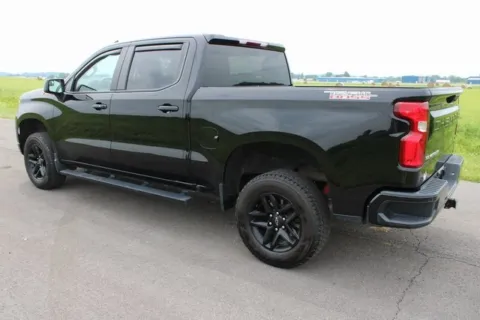 More photos of 2023 Chevrolet Silverado 1500 LT Trail Boss at Braden Cadillac GMC, OH