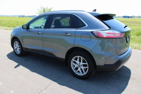 More photos of 2021 Ford Edge SEL at Braden Cadillac GMC, OH