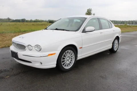More photos of 2008 Jaguar X-TYPE 3.0 at Braden Cadillac GMC, OH