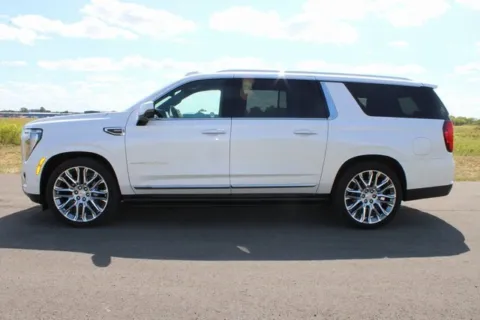 More photos of 2025 GMC Yukon XL Denali at Braden Cadillac GMC, OH