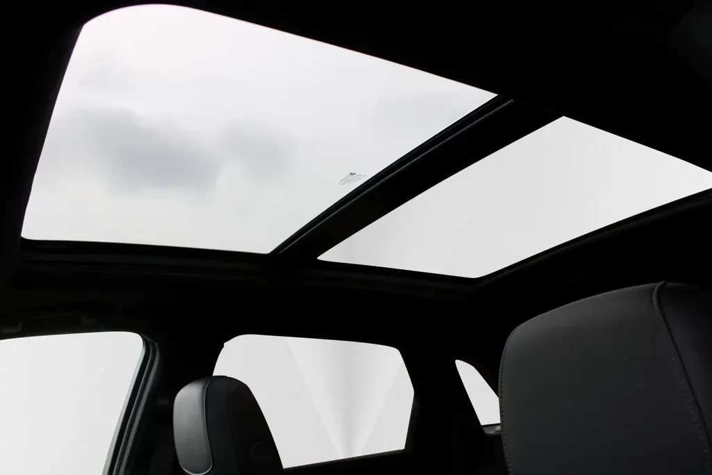 Cadillac XT5 photo 33