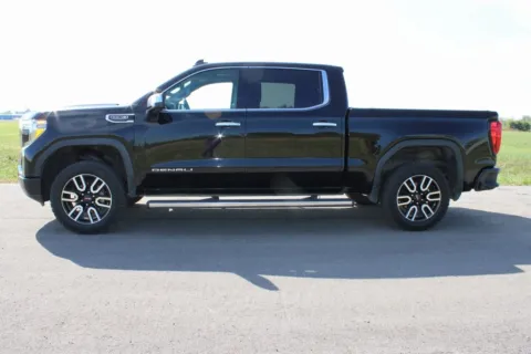More photos of 2019 GMC Sierra 1500 Denali at Braden Cadillac GMC, OH