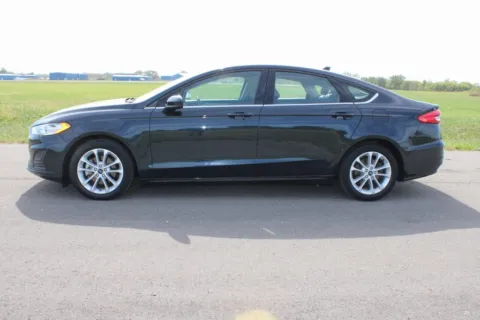 More photos of 2020 Ford Fusion Hybrid SE at Braden Cadillac GMC, OH