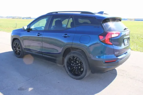 More photos of 2022 GMC Terrain SLE at Braden Cadillac GMC, OH