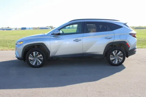 More photos of 2024 Hyundai Tucson Hybrid Blue at Braden Cadillac GMC, OH