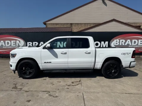More photos of 2022 Ram 1500 Laramie at Braden Cadillac GMC, OH